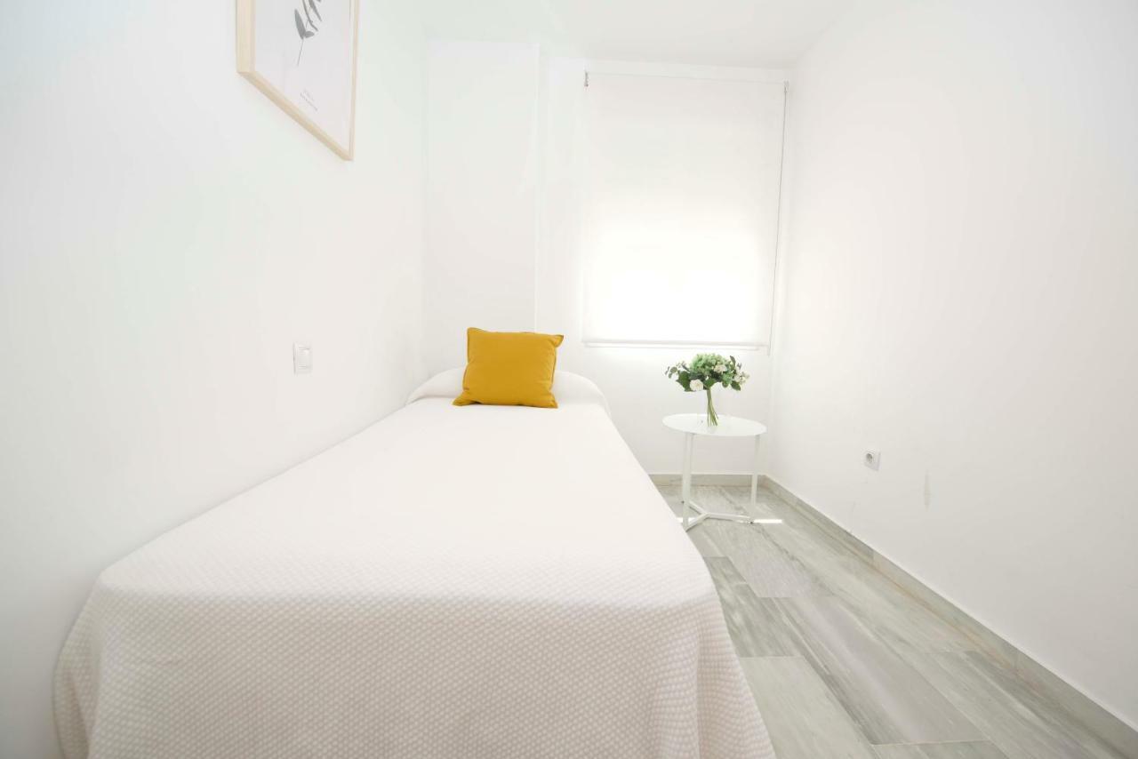 Apartamento Ferrandiz มาลากา ภายนอก รูปภาพ